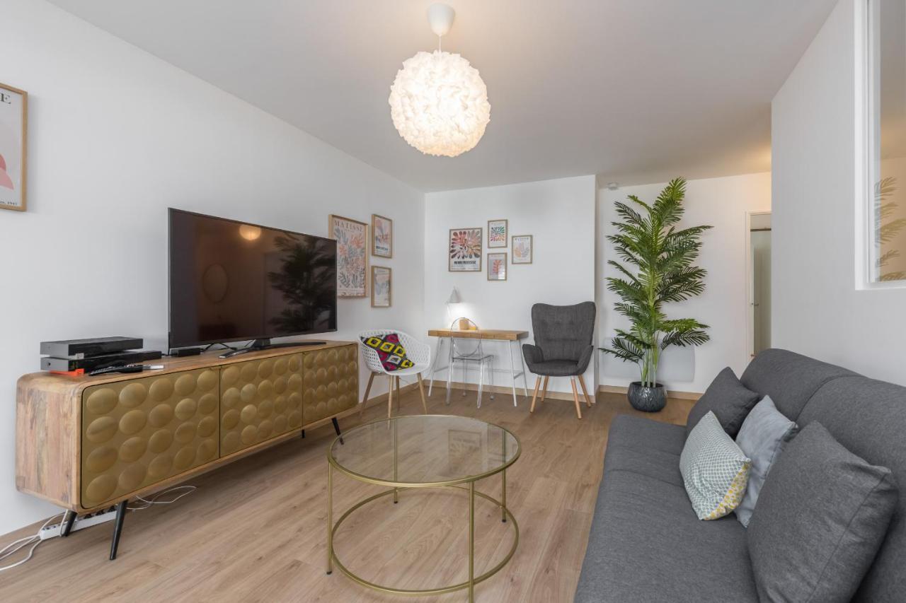 Appartamento Large 2 Bdr At Port *
