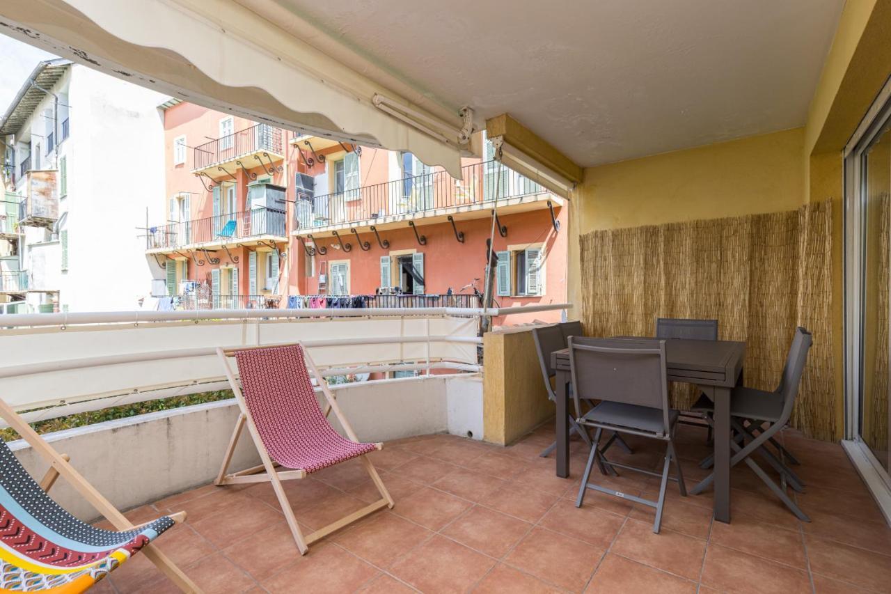 Large 2 Bdr At Port Nizza